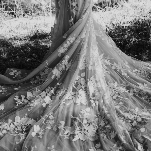 Galia Lahav Wedding Dress - Picture 3 of 16